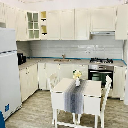 Cozy Central Apartment With 2 Rooms Bucarest Esterno foto